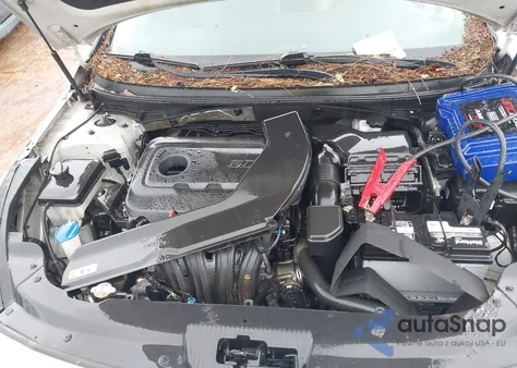 2016 Hyundai Sonata Sport z USA, uszkodzony, nr VIN 5NPE34AF9GH369511